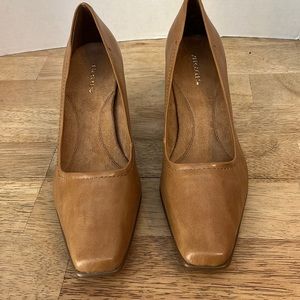 Aerosoles Heels